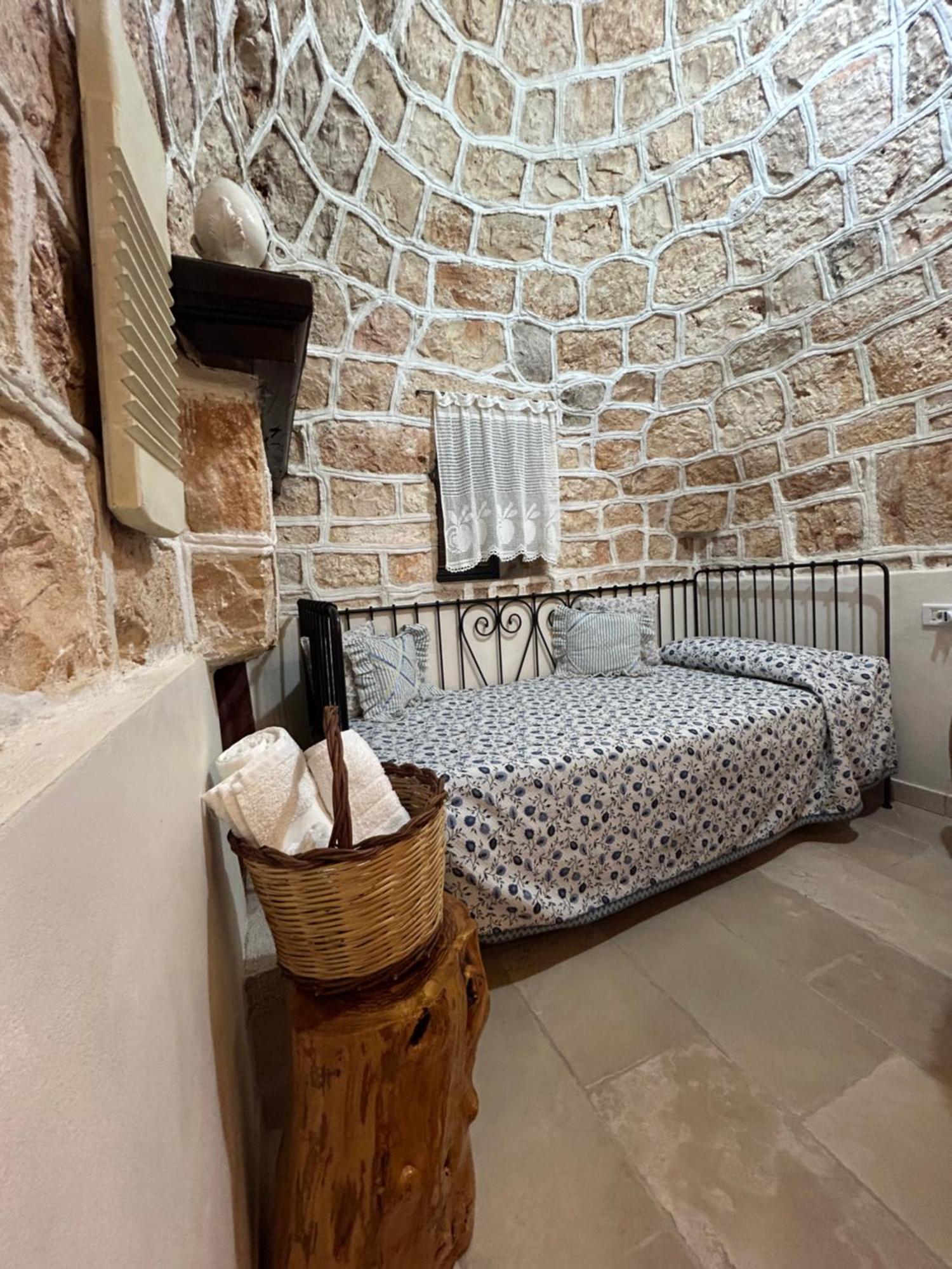 Trullo Elisabetta Villa Ceglie Messapica Eksteriør billede